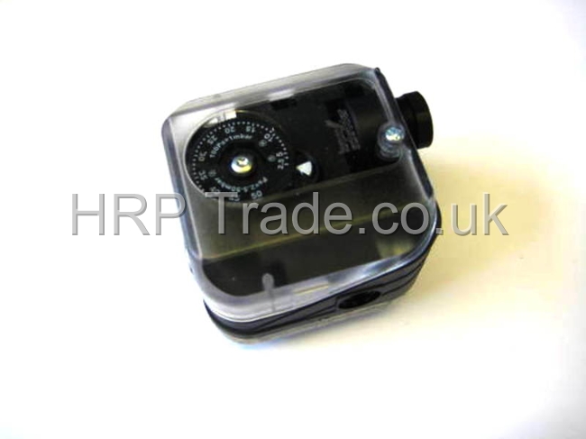 OIL SPARES  C50126A